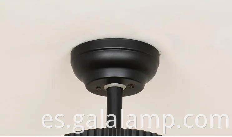 Candelera de admiradores estadounidenses de inspiración vintage para espacios de vida elegantes